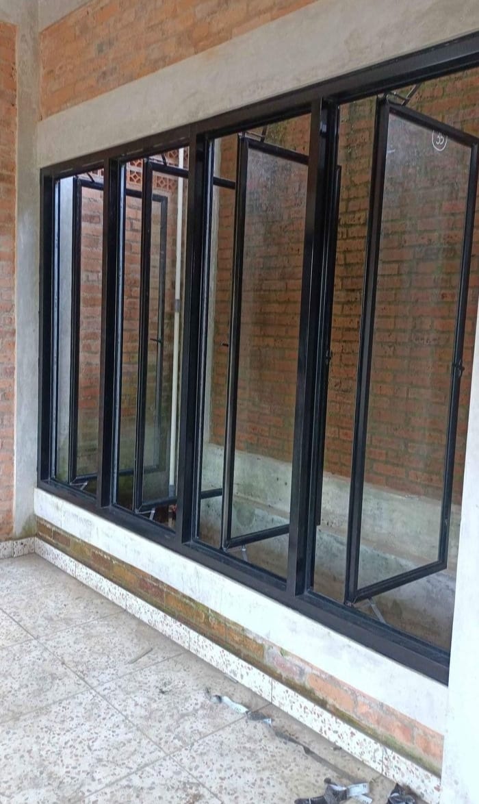 Jendela Aluminium Casement 11