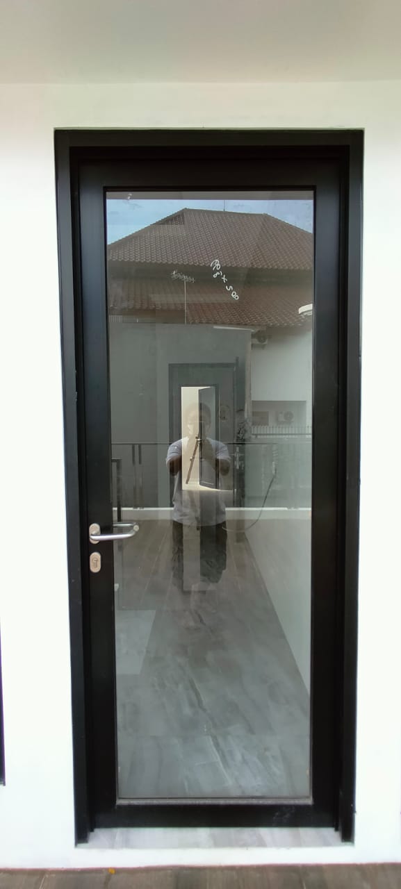 Pintu Kaca 7