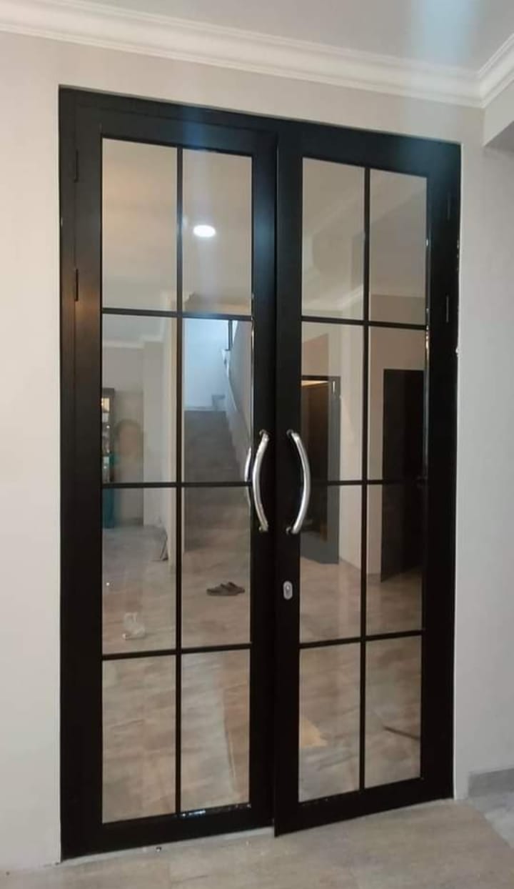 Pintu Kaca 4