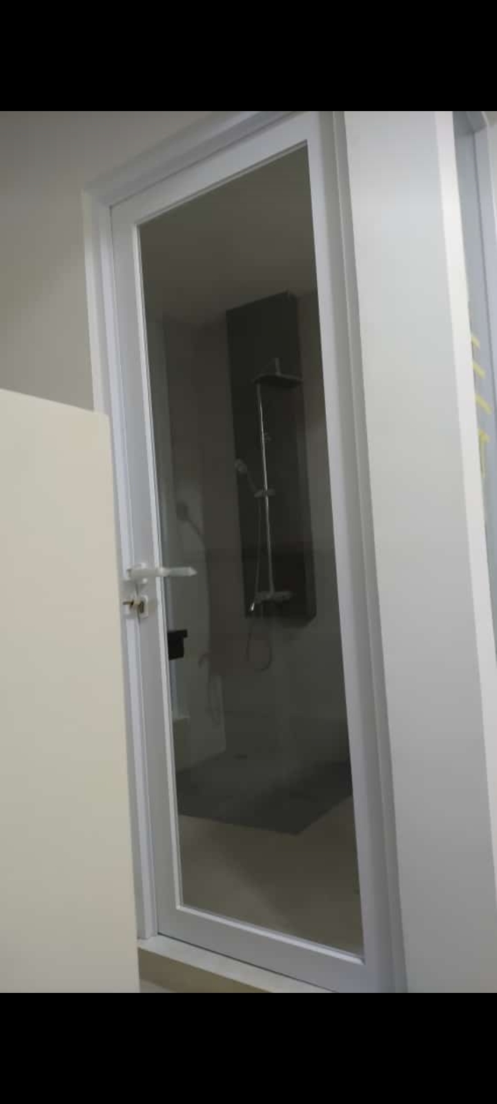 Pintu Kaca 10