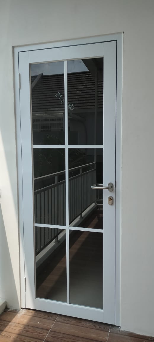Pintu Kaca 6