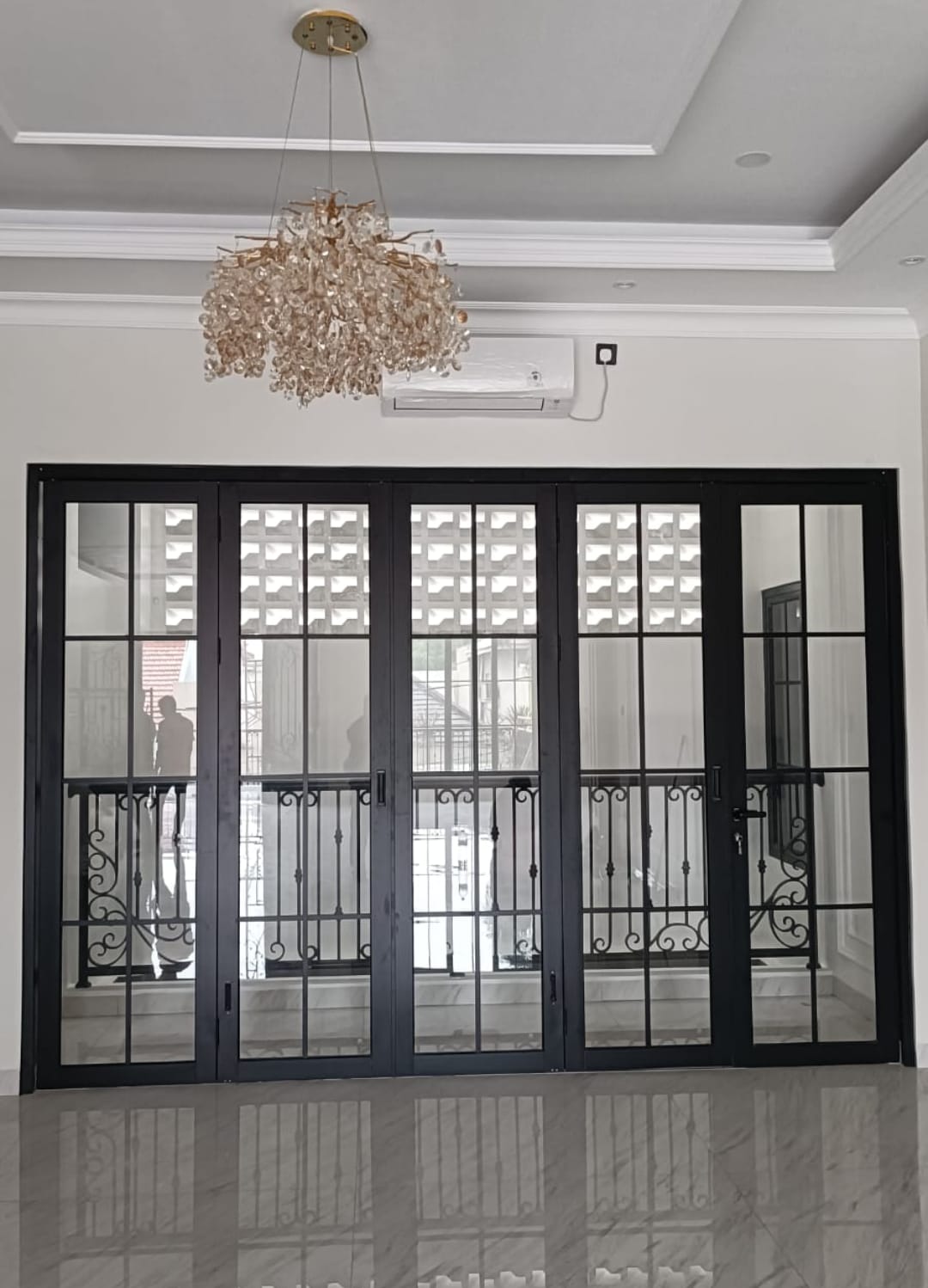 Pintu Lipat Aluminium 1
